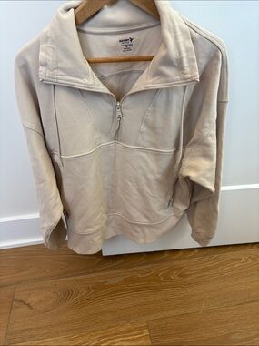 Old Navy Half-Zip Pullover in Light Taupe